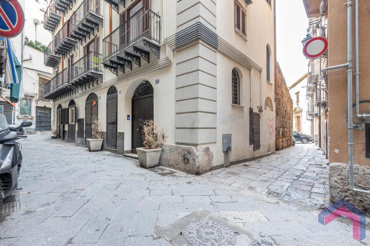 Appartamento In Pieno Centro I Mori E Le Dame Палермо Екстер'єр фото